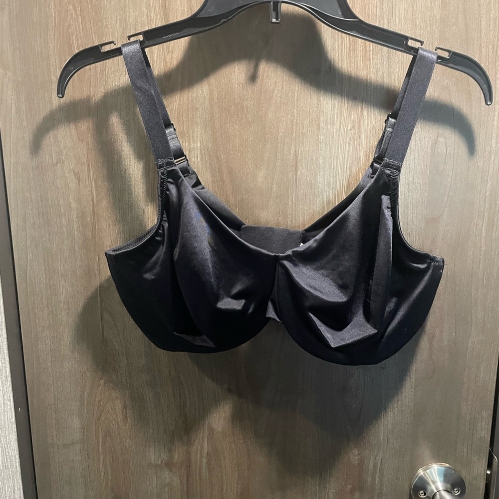 Wacoal Black Full-Coverage Bra with Adjustable Straps